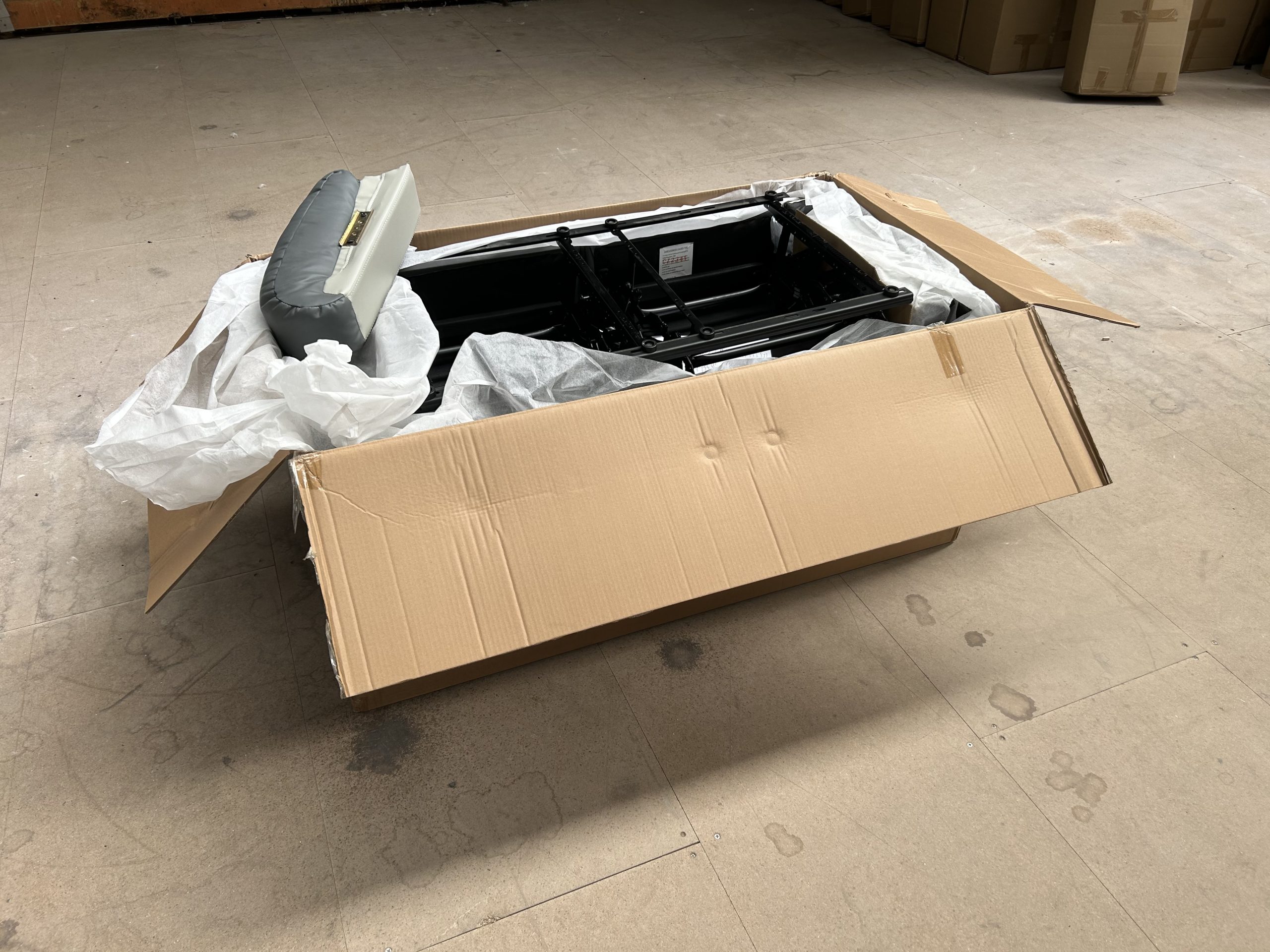 Lothian - Two-Tone Grey - Image 2